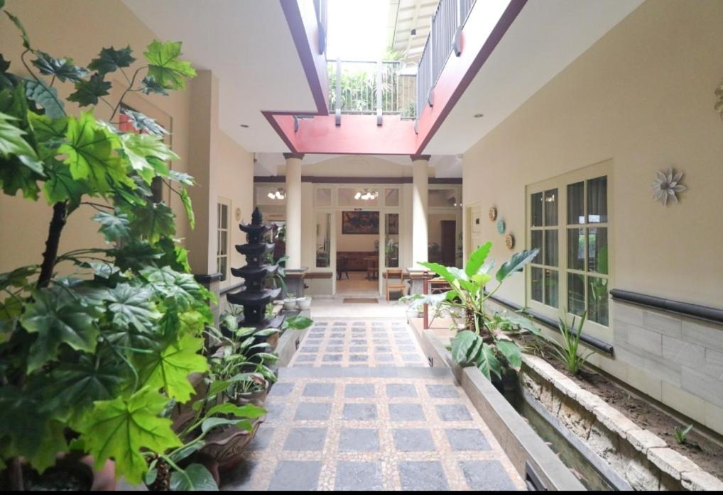 Le Krasak Boutique Hotel Yogyakarta Buitenkant foto