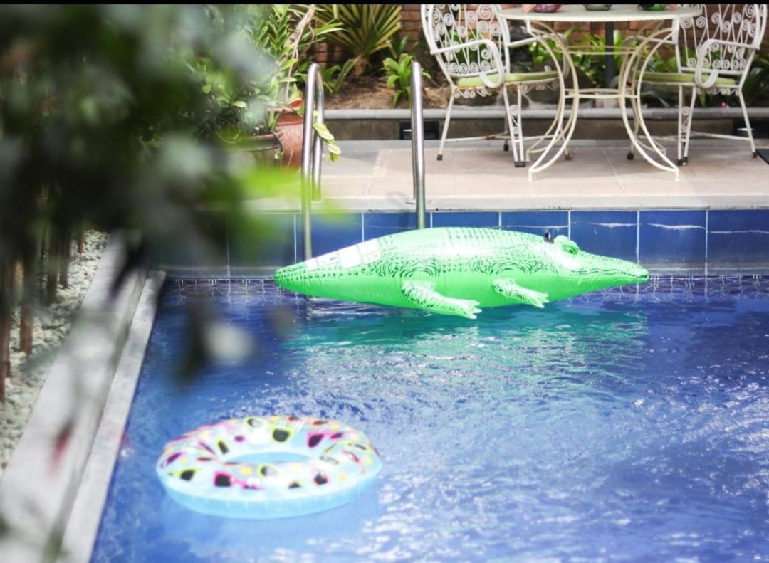 Le Krasak Boutique Hotel Yogyakarta Buitenkant foto